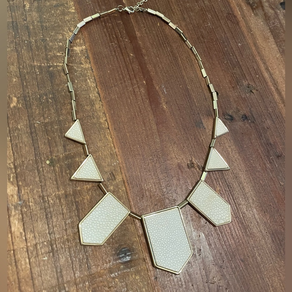 House of Harlow 1960 - White Geometric Station Necklace